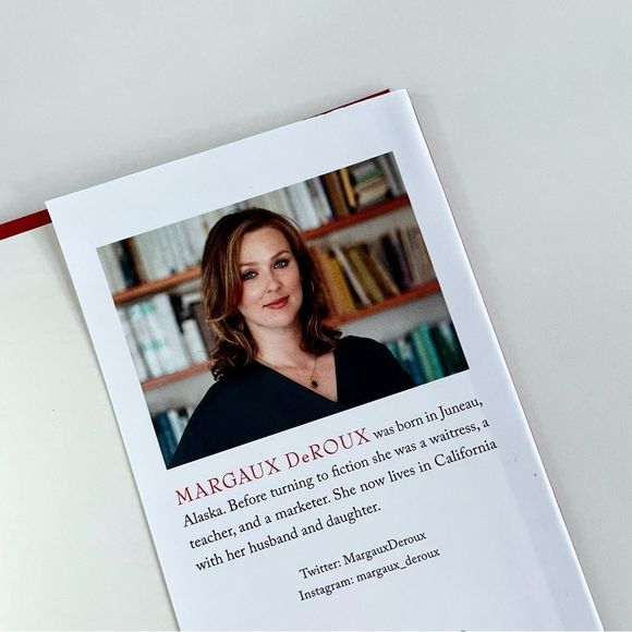 BOOK, Lost Diary of Venice, Margaux DeRoux NWT - Picture 13 of 14